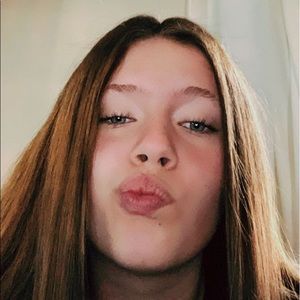 Meet your Posher, Haylie